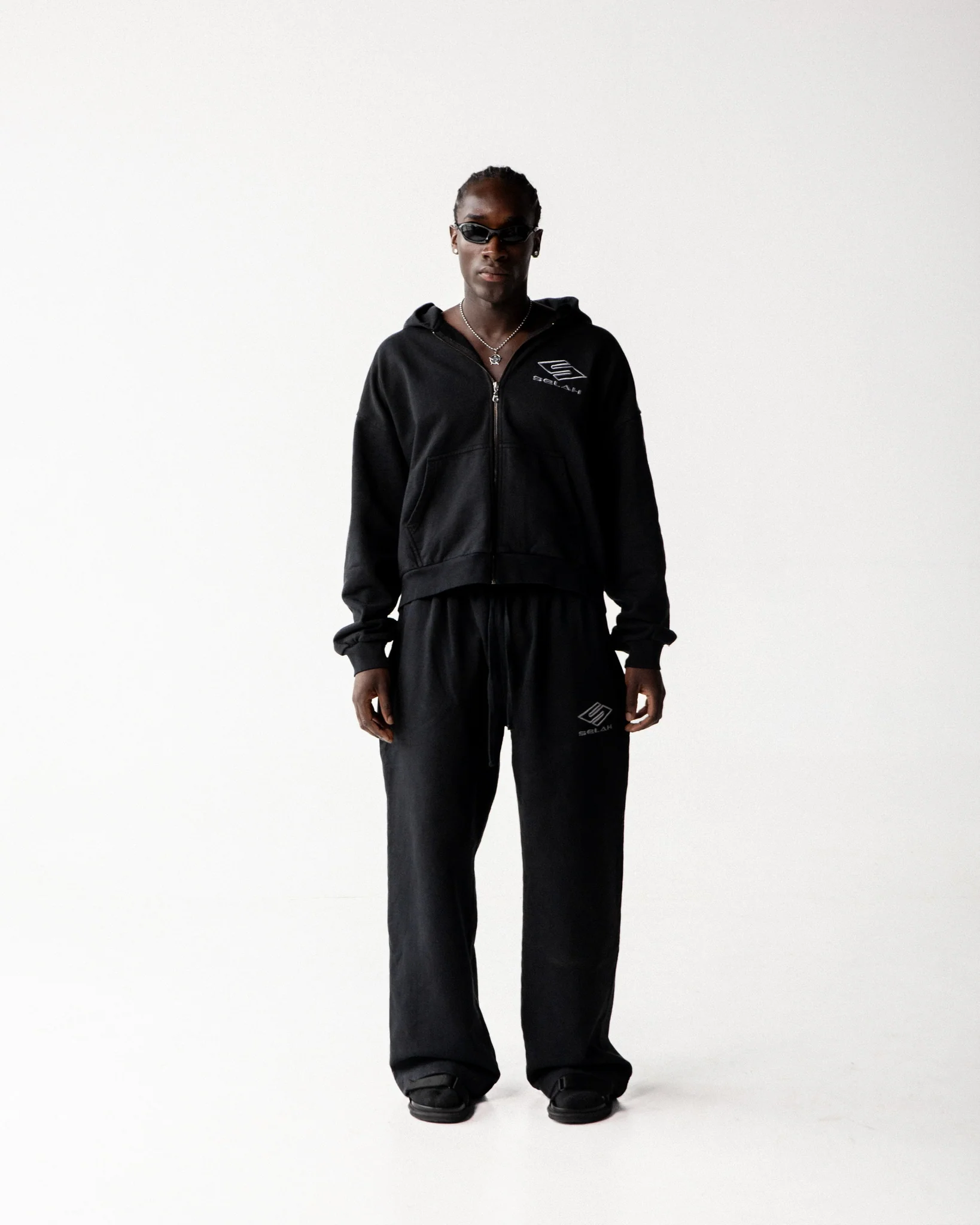 "ATHLETICA" BAGGY SWEATPANTS - Image 4