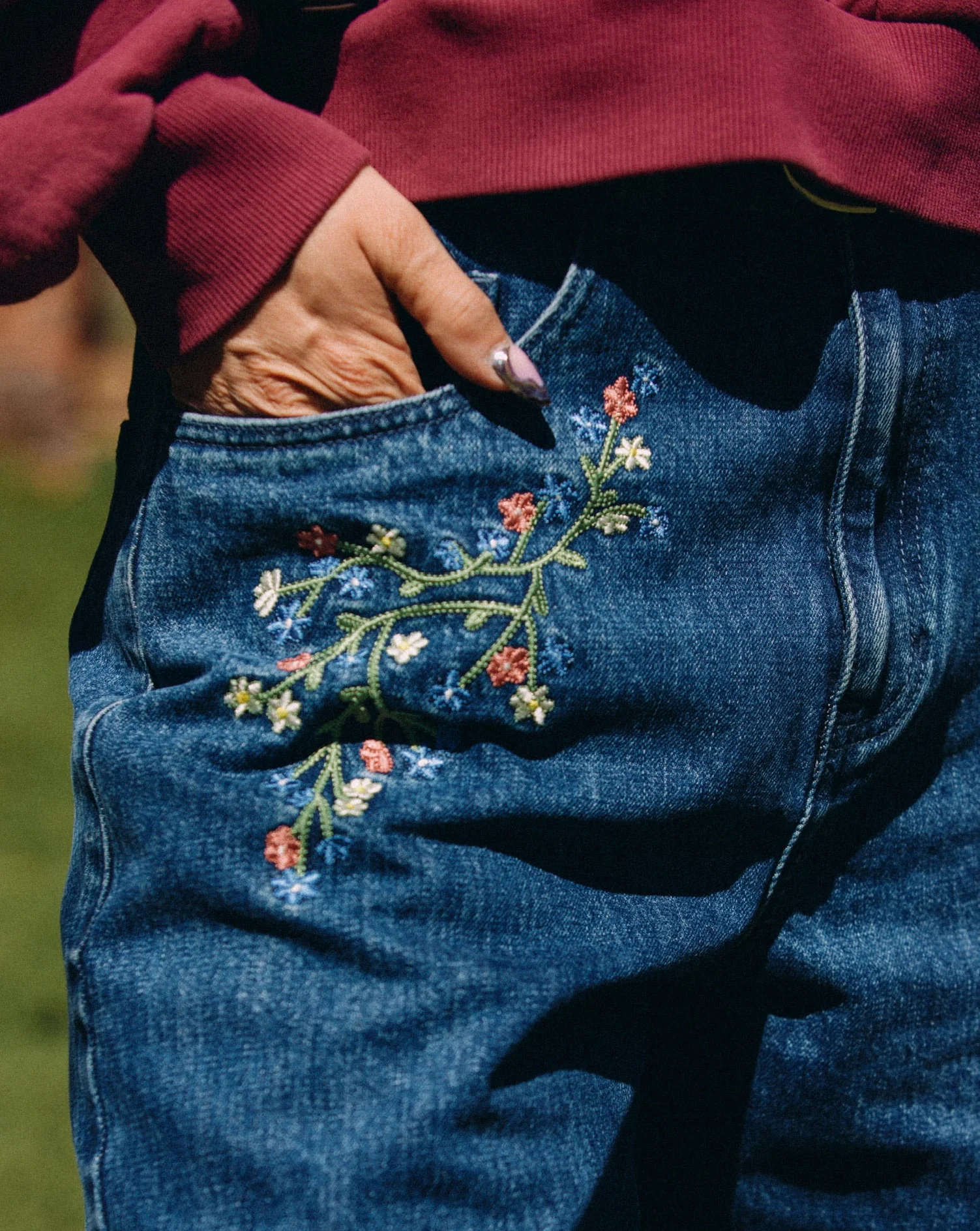 "FLORAL" RELAXED FLAIR DENIM - Image 3