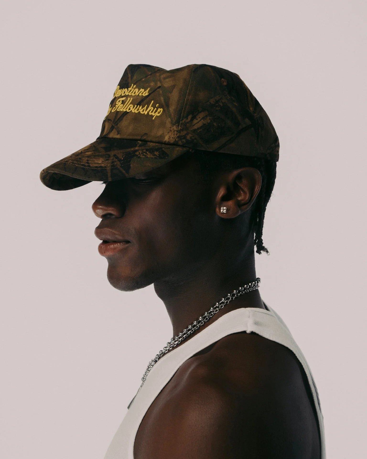 "NEW DEVOTIONS" CAMO 5 PANEL HAT - Image 3